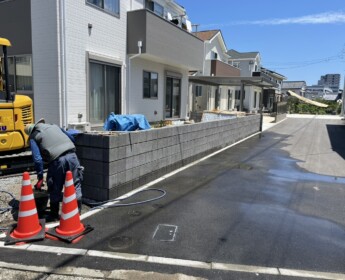 ブロック敷設工事